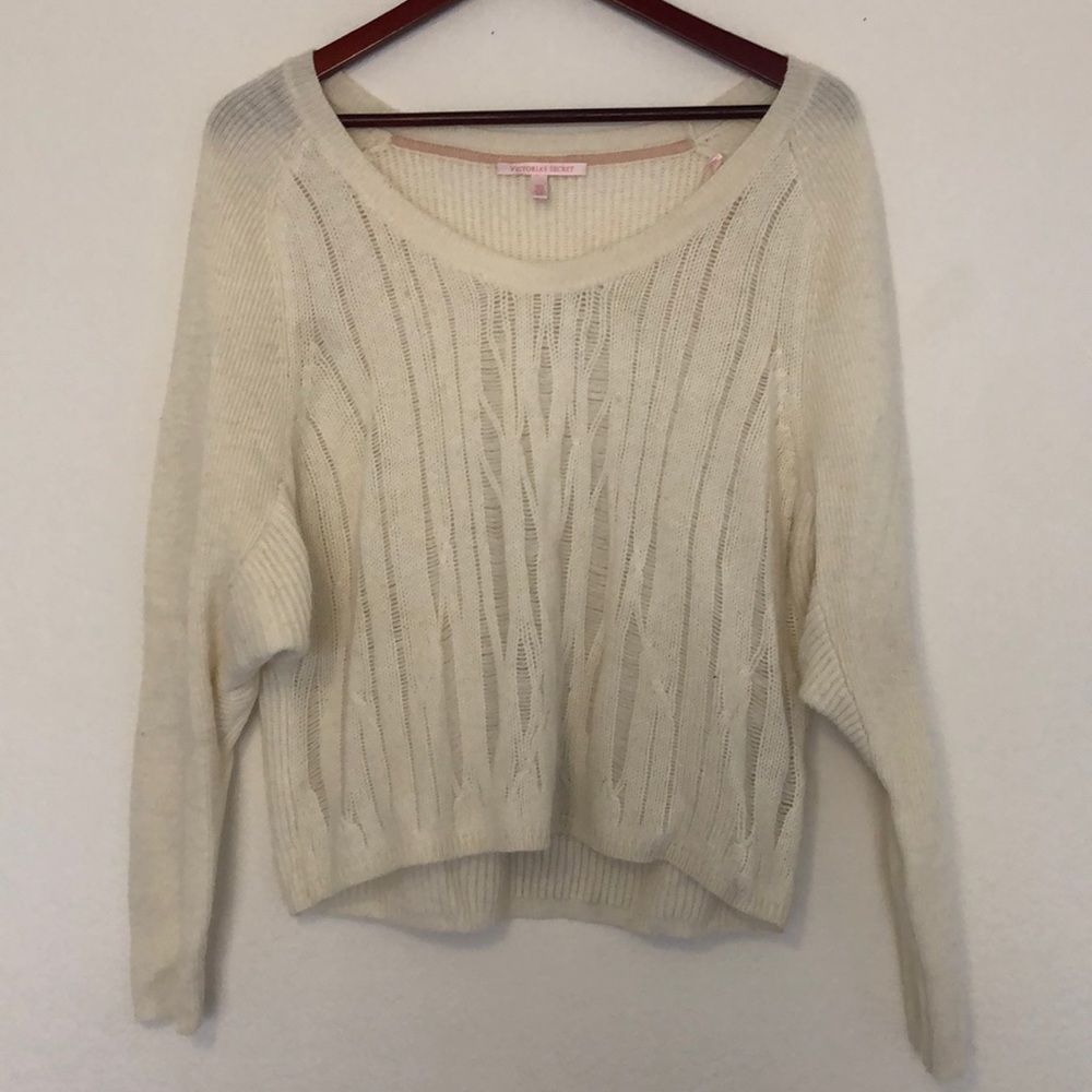VS Sweater